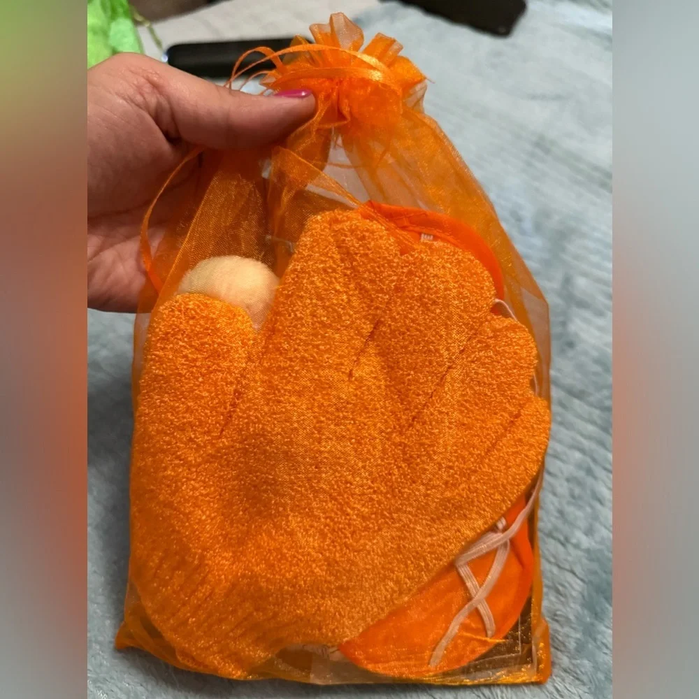 Bath and‎ relaxation goodie bag